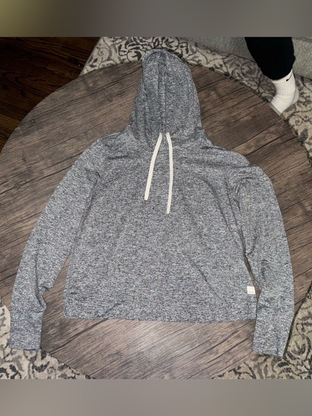Vuori Halo Essential Hoodie in black heather Size S - Picture 2 of 6